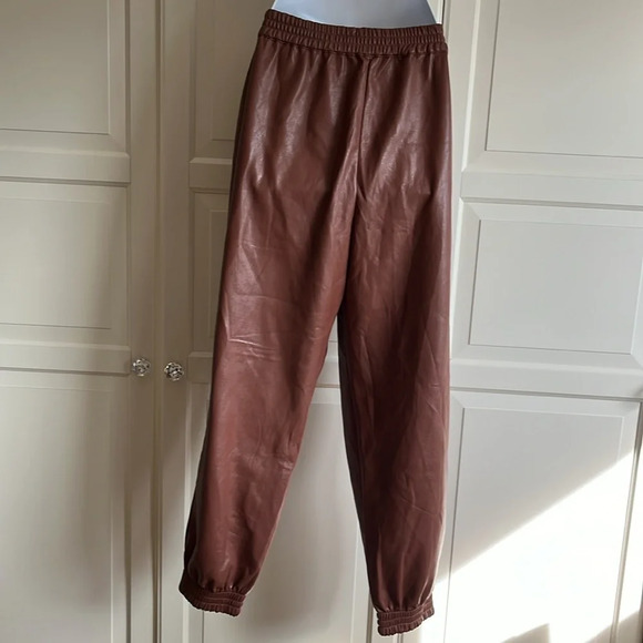 Babaton Zedel Vegan Leather Joggers Size Large, Cognac  Color. Streetwear - Picture 4 of 11